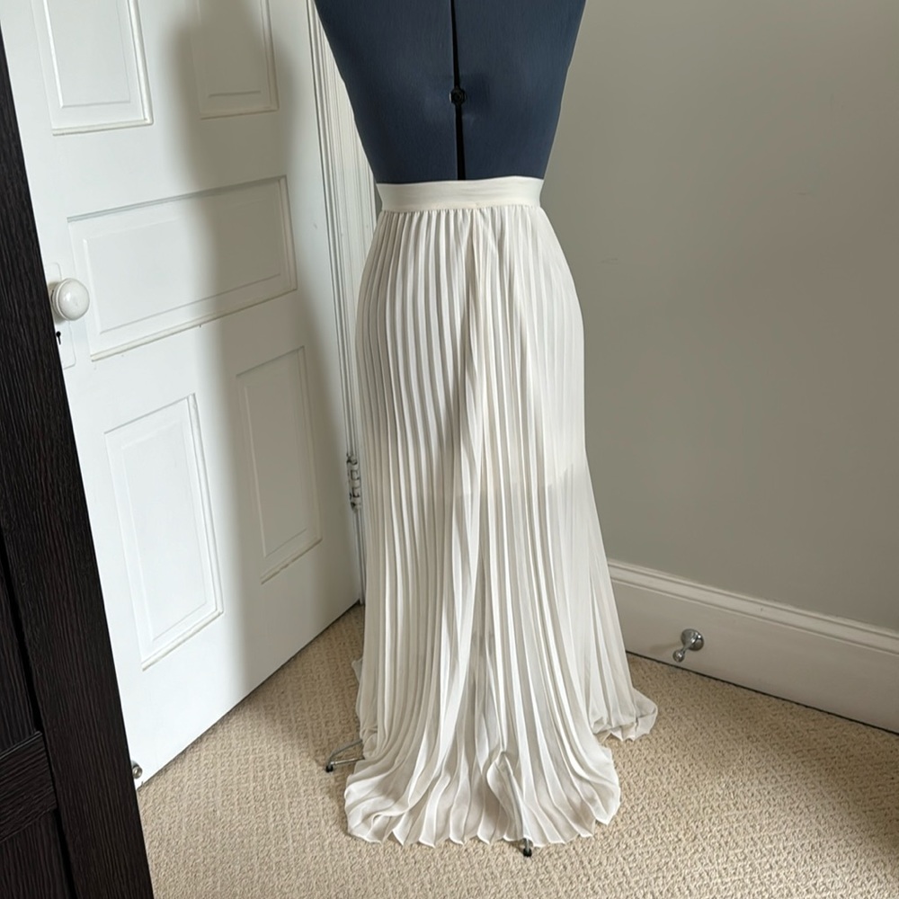 Lauren Conrad LC Pleated Maxi Skirt White Sheer | Size XS
